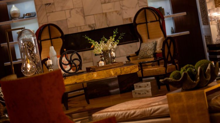 Renaissance Baton Rouge Hotel Lobby