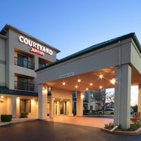 Courtyard by Marriott Dayton North