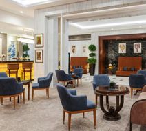 Renaissance Business Bay Dubai Lobby