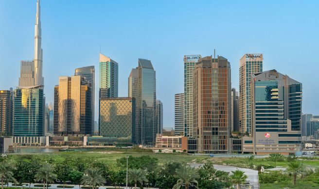 Renaissance Business Bay Dubai Exterior