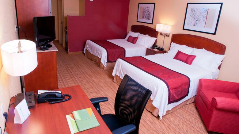 <b>Courtyard Middlebury Marriott Room</b>. Images powered by <a href="https://www.leonardoworldwide.com/" title="Leonardo Worldwide" target="_blank">Leonardo</a>.