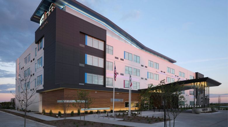 <b>Aloft Waukee Exterior</b>. Images powered by <a href="https://www.leonardoworldwide.com/" title="Leonardo Worldwide" target="_blank">Leonardo</a>.