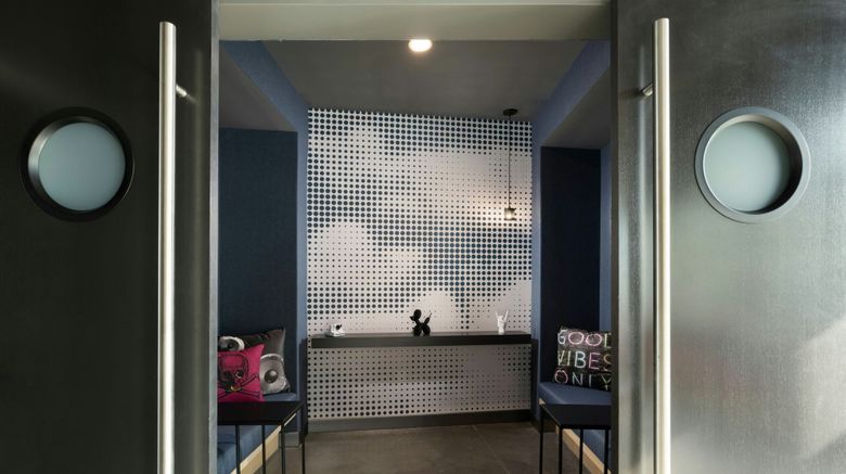 <b>Aloft Waukee Meeting</b>. Images powered by <a href="https://www.leonardoworldwide.com/" title="Leonardo Worldwide" target="_blank">Leonardo</a>.