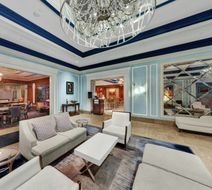 The Henry, Autograph Collection Lobby