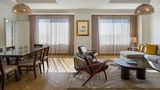 The Henry, Autograph Collection Suite
