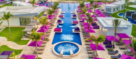 Planet Hollywood Adult Scene Cancun Exterior
