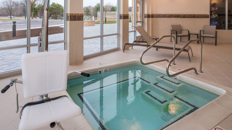 Courtyard Detroit Farmington Hills Recreation