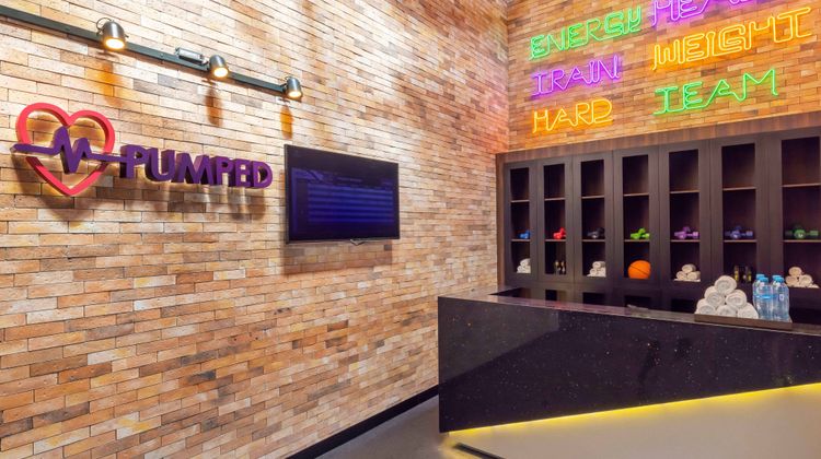 Planet Hollywood Adult Scene Cancun Health Club