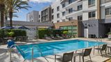 Courtyard Long Beach Airport Pool