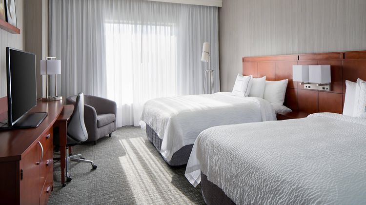 Courtyard Grand Rapids Downtown Room