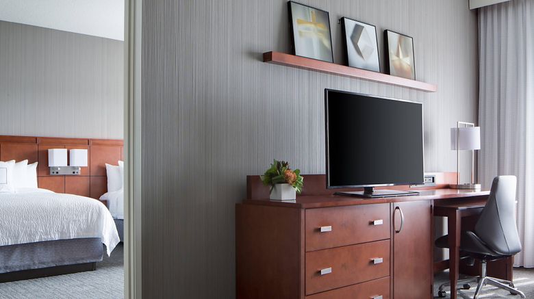 <b>Courtyard Grand Rapids Downtown Suite</b>. Images powered by <a href="https://www.leonardoworldwide.com/" title="Leonardo Worldwide" target="_blank">Leonardo</a>.