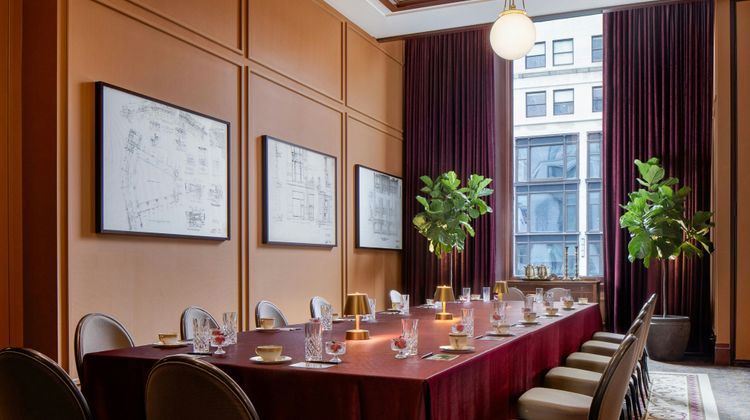 Hotel David Whitney Autograph Collection Meeting