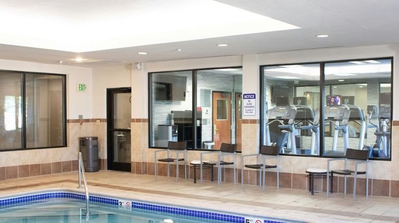 <b>Courtyard Denver Park Meadow Pool</b>. Images powered by <a href="https://www.leonardoworldwide.com/" title="Leonardo Worldwide" target="_blank">Leonardo</a>.
