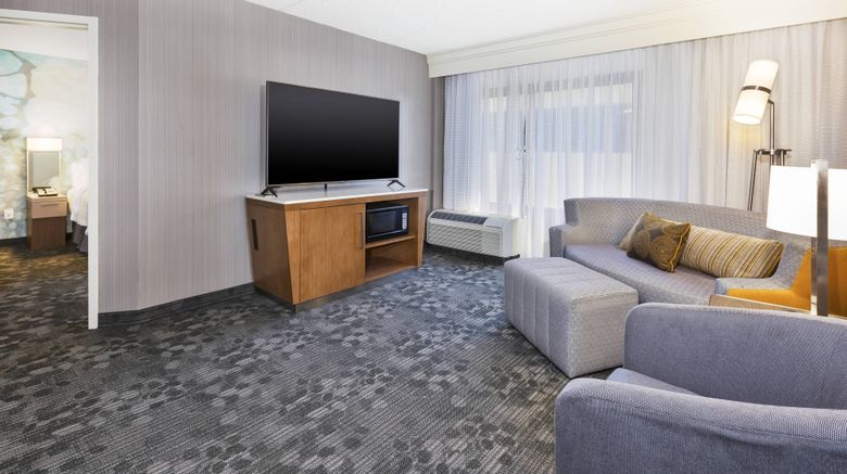<b>Courtyard by Marriott Meadowlands Room</b>. Images powered by <a href="https://www.leonardoworldwide.com/" title="Leonardo Worldwide" target="_blank">Leonardo</a>.