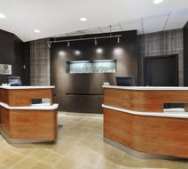 Courtyard by Marriott Meadowlands Lobby