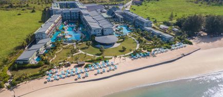 Le Meridien Khao Lak Resort & Spa Exterior