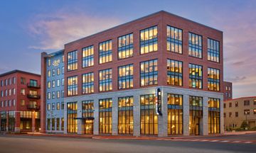 Aloft Portland Downtown Waterfront