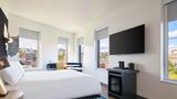 <b>Aloft Portland Downtown Waterfront Room</b>. Images powered by <a href="https://www.leonardoworldwide.com/" title="Leonardo Worldwide" target="_blank">Leonardo</a>.