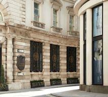 Threadneedles, Autograph Collection Exterior