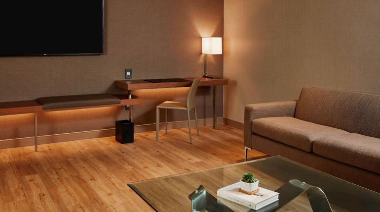 AC Hotel Cincinnati at The Banks Room