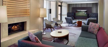Courtyard by Marriott Fayetteville Lobby