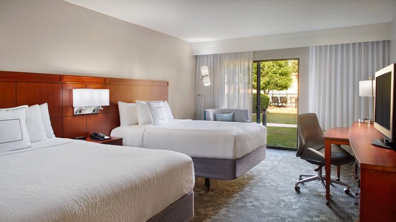 <b>Courtyard by Marriott Fayetteville Room</b>. Images powered by <a href="https://www.leonardoworldwide.com/" title="Leonardo Worldwide" target="_blank">Leonardo</a>.