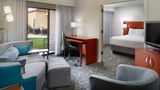 Courtyard by Marriott Fayetteville Suite