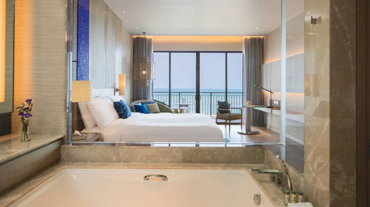 Renaissance Pattaya Resort & Spa Room
