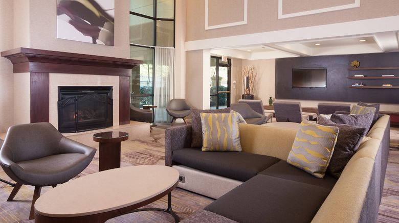 <b>Courtyard Greenville-Spartanburg Airport Lobby</b>. Images powered by <a href="https://www.leonardoworldwide.com/" title="Leonardo Worldwide" target="_blank">Leonardo</a>.