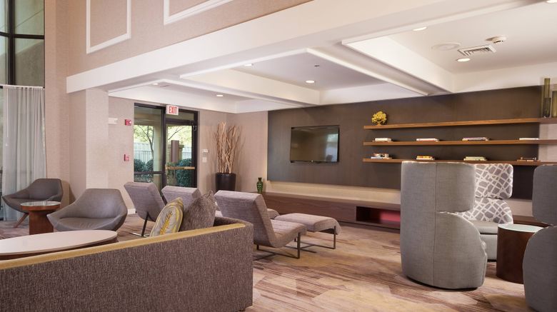 <b>Courtyard Greenville-Spartanburg Airport Lobby</b>. Images powered by <a href="https://www.leonardoworldwide.com/" title="Leonardo Worldwide" target="_blank">Leonardo</a>.