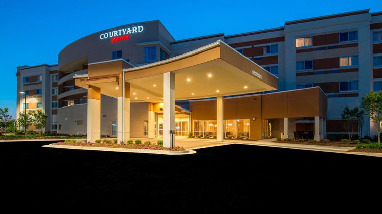 Courtyard Columbus Exterior