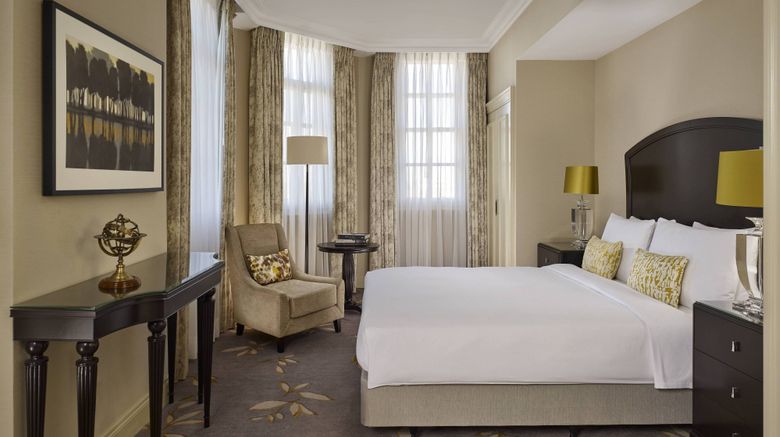 <b>JW Marriott Grosvenor House London Suite</b>. Images powered by <a href="https://www.leonardoworldwide.com/" title="Leonardo Worldwide" target="_blank">Leonardo</a>.
