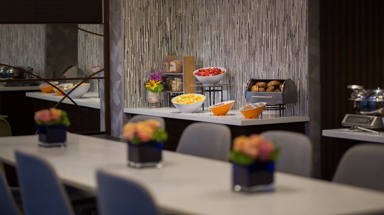 <b>Renaissance Las Vegas Hotel Restaurant</b>. Images powered by <a href="https://www.leonardoworldwide.com/" title="Leonardo Worldwide" target="_blank">Leonardo</a>.