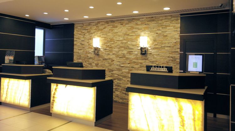 Courtyard Duesseldorf Seestern Lobby