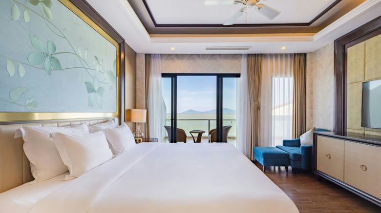 <b>Renaissance Hoi An Resort & Spa Suite</b>. Images powered by <a href="https://www.leonardoworldwide.com/" title="Leonardo Worldwide" target="_blank">Leonardo</a>.