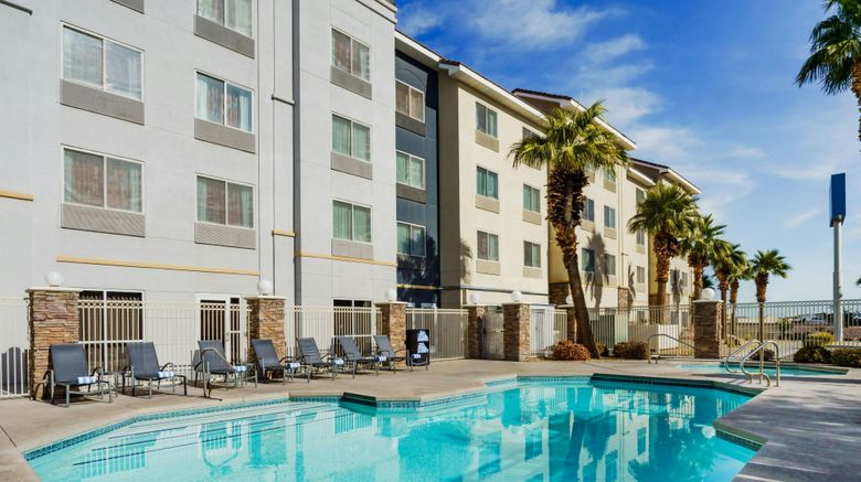 <b>Fairfield Inn & Suites Stadium Area Pool</b>. Images powered by <a href="https://www.leonardoworldwide.com/" title="Leonardo Worldwide" target="_blank">Leonardo</a>.