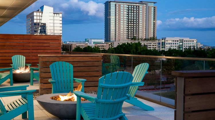 Renaissance Dallas at Plano Legacy West Pool