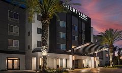 Courtyard Anaheim Resort/Conv Center