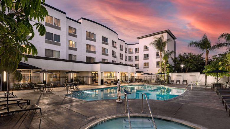 <b>Courtyard Anaheim Resort/Conv Center Pool</b>. Images powered by <a href="https://www.leonardoworldwide.com/" title="Leonardo Worldwide" target="_blank">Leonardo</a>.
