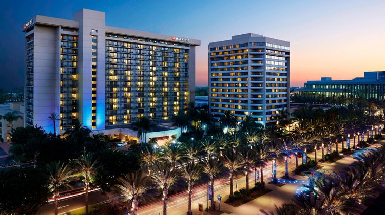Anaheim Marriott Exterior