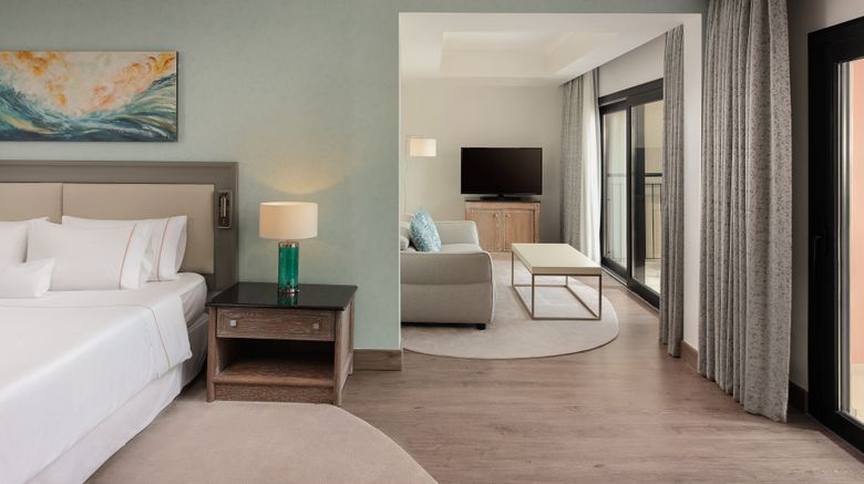 <b>The Westin Dragonara Resort, Malta Room</b>. Images powered by <a href="https://www.leonardoworldwide.com/" title="Leonardo Worldwide" target="_blank">Leonardo</a>.