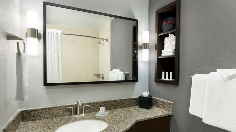 Courtyard Los Angeles Woodland Hills Room