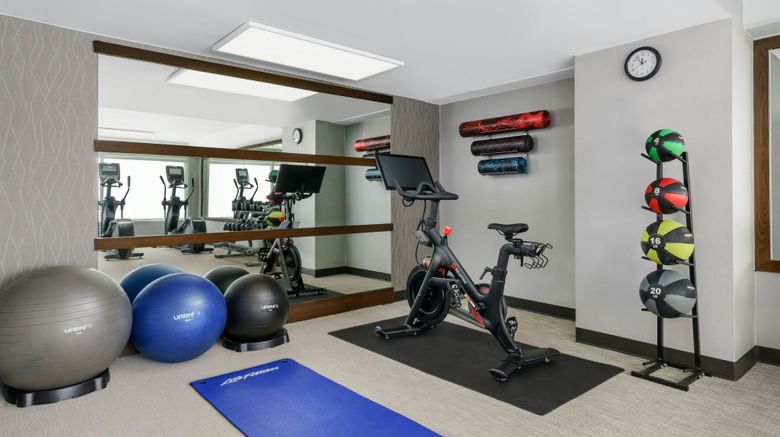 <b>Courtyard Los Angeles Woodland Hills Health Club</b>. Images powered by <a href="https://www.leonardoworldwide.com/" title="Leonardo Worldwide" target="_blank">Leonardo</a>.