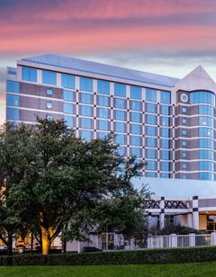 Renaissance Dallas North Hotel