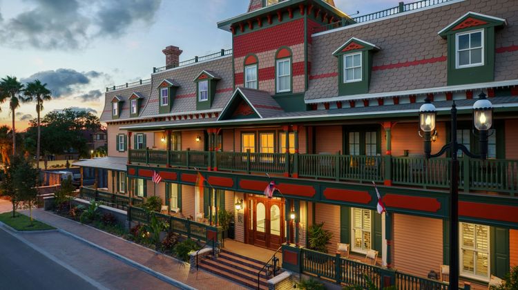 Renaissance Historic Downtown Hotel Exterior