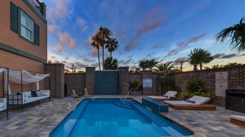 <b>Renaissance Historic Downtown Hotel Pool</b>. Images powered by <a href="https://www.leonardoworldwide.com/" title="Leonardo Worldwide" target="_blank">Leonardo</a>.