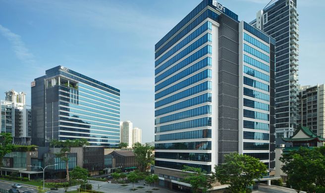 Aloft Singapore Novena Exterior