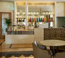 Al Habtoor Grand Resort, Autograph Coll Lobby