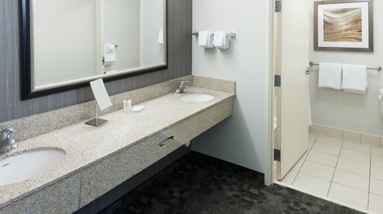 <b>Courtyard by Marriott Hattiesburg Room</b>. Images powered by <a href="https://www.leonardoworldwide.com/" title="Leonardo Worldwide" target="_blank">Leonardo</a>.