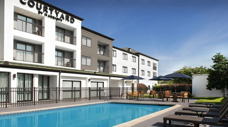 <b>Courtyard by Marriott Hattiesburg Pool</b>. Images powered by <a href="https://www.leonardoworldwide.com/" title="Leonardo Worldwide" target="_blank">Leonardo</a>.